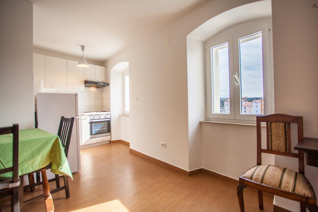 Apartment Pogled Na Luku Cres Luaran gambar
